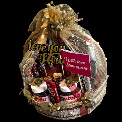 Gifts - customized chocolate basket